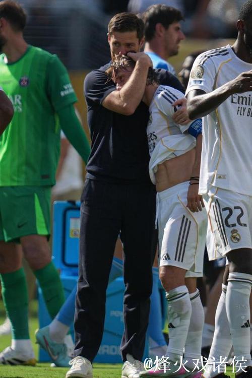 最被低估之人挽救皇马:皇马2-1阿拉维斯,阿隆索仍没摆脱困境 最被低估之人挽救皇马:皇马2-1阿拉维斯,阿隆索仍没摆脱困境